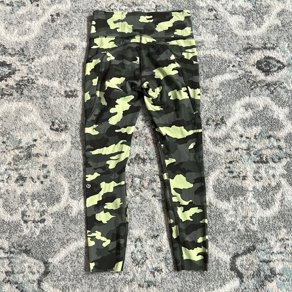 Lululemon fast and free leggings 25” - Picture 7 of 9